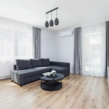 Bronowicka Cracow By Renters Appartement